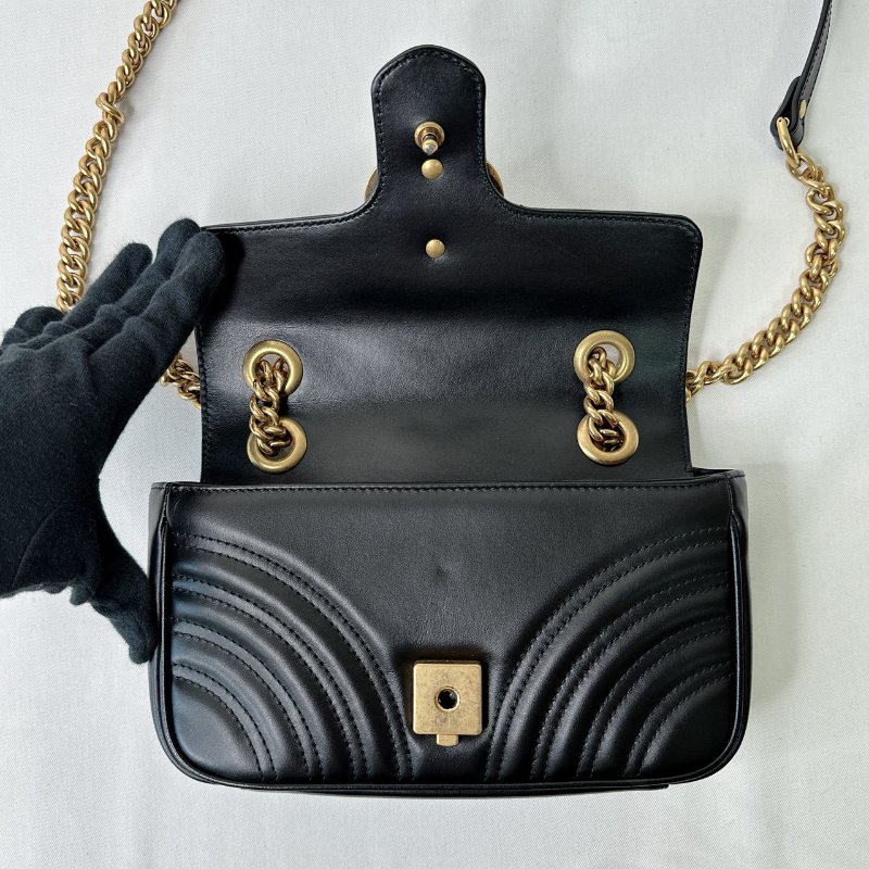 GUCCI Marmont黑金翻蓋鏈包-6