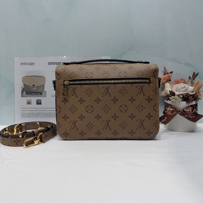 LV Pochette Metis拼色郵差包-1