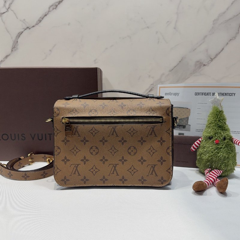 LV POCHETTE MÉTIS郵差包-1