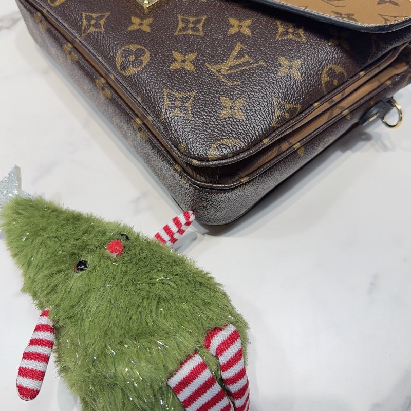 LV POCHETTE MÉTIS郵差包-6