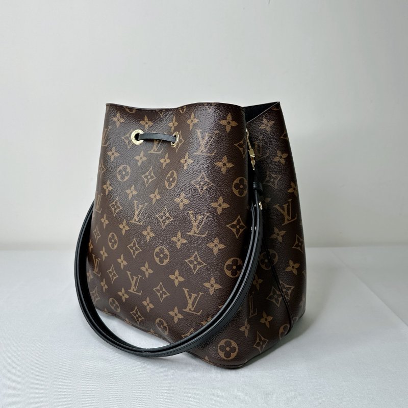 LV NeoNoe MM黑色老花水桶包-4