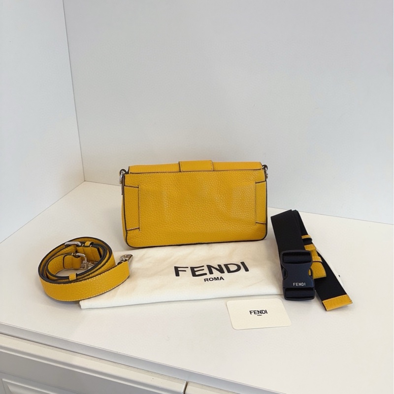 【98新🆕】Fendi baguette 招財黃銀扣 荔枝牛皮 法棍包 雙肩帶 單肩斜挎包-1