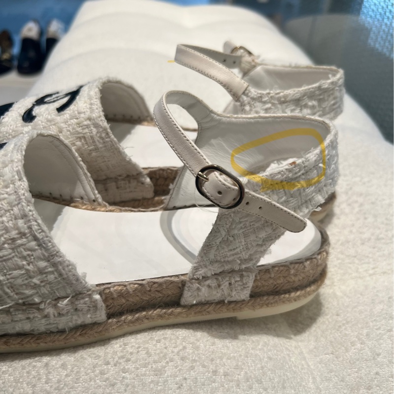 CHANEL黑白涼鞋37碼-4