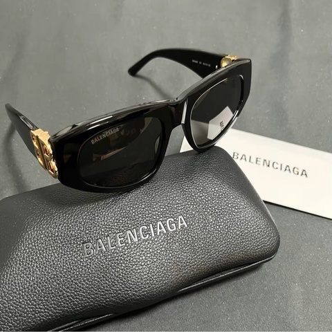 Balenciaga 男女同款 Dynasty D型框太陽鏡53 均碼碼橋寬: 1.9cm; 鏡腿長: 13.5cm; 鏡片直徑: 5.3cm