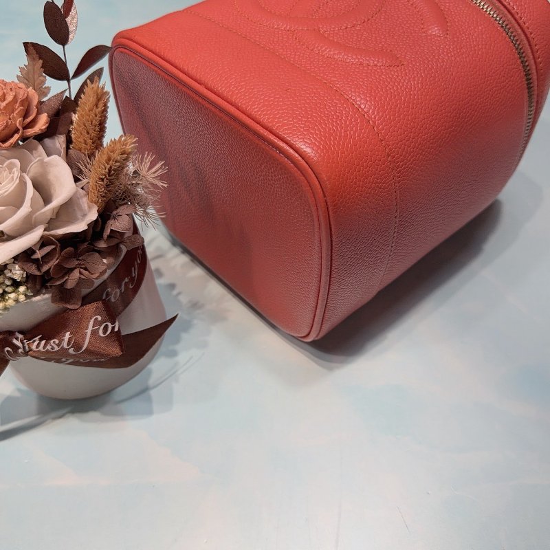 CHANEL 粉橘魚子醬手提化妝箱-8