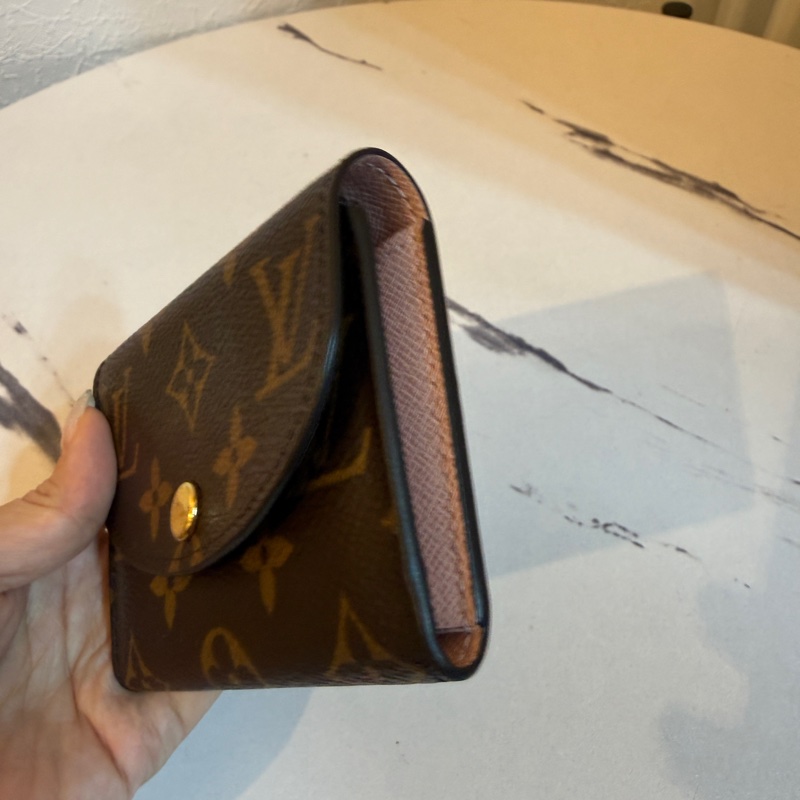 lv 粉色小短夾-2