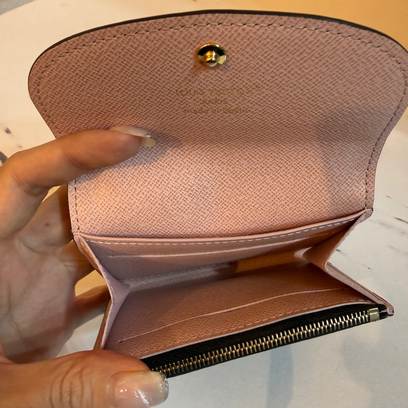 lv 粉色小短夾-6