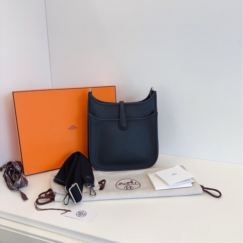 【全新帶吊牌🆕🎁】Hermes 伊芙琳 evelyne 最新尺寸23 黑銀 斜挎包 單肩包-1