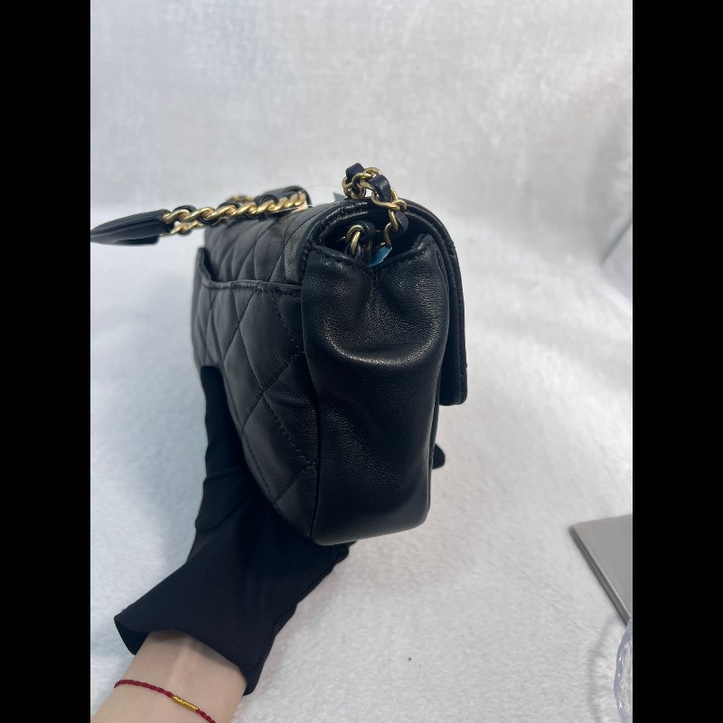 Chanel classic flag handle-4