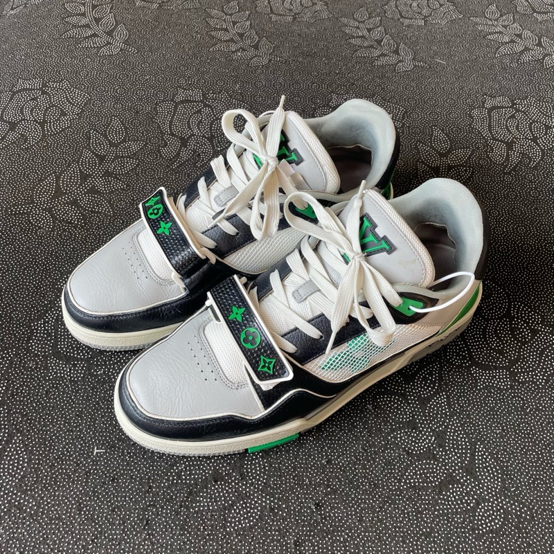 Louis Vuitton路易威登 trainer黑綠魔術貼43碼-0