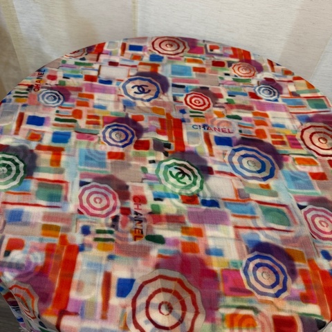 Chanel 紫白黃綠毛圖案克什米爾方巾