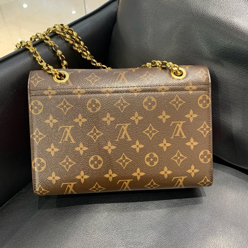 LouisVuitton路易威登 維多利亞拼紅色 有芯片 尺寸：27.0x 17.0x 10.0 cm-1