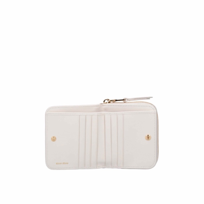 Miu Miu 女士 凸紋錢包均碼碼10.5cm*9.5cm-4