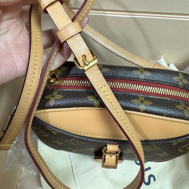 lv 絕版相機包-12
