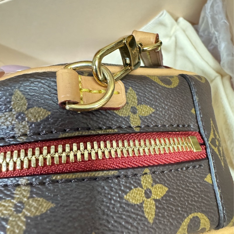 lv 絕版相機包-19