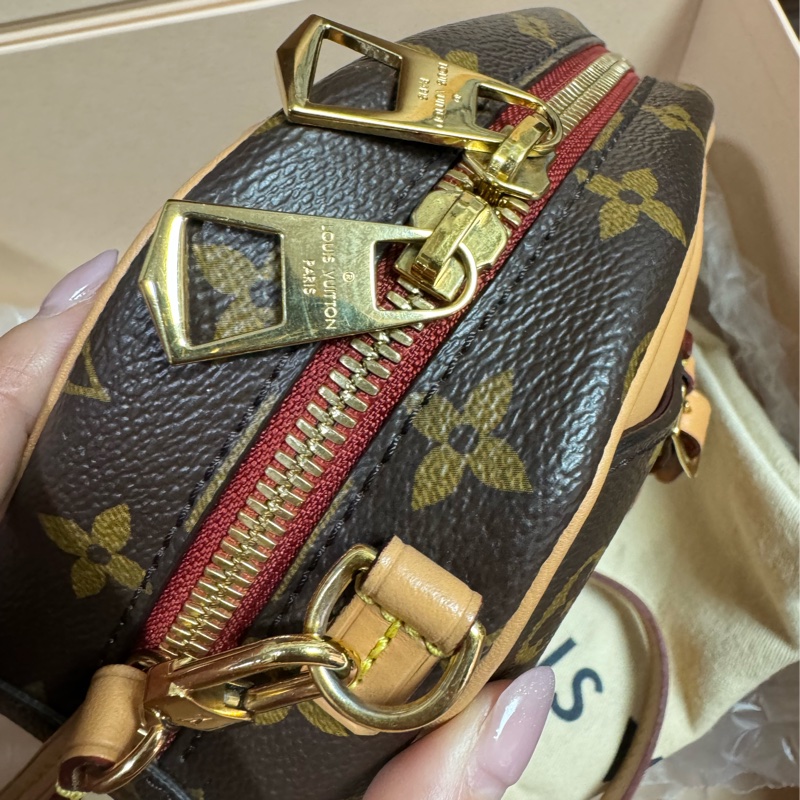 lv 絕版相機包-20