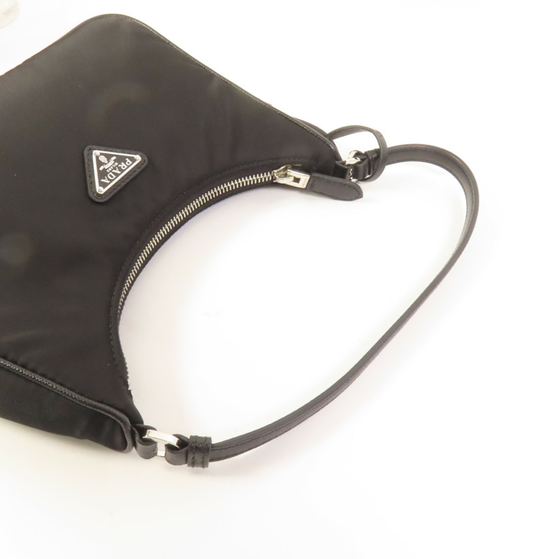 PRADA 尼龍Re-Edition 2005銀扣手挽袋-4