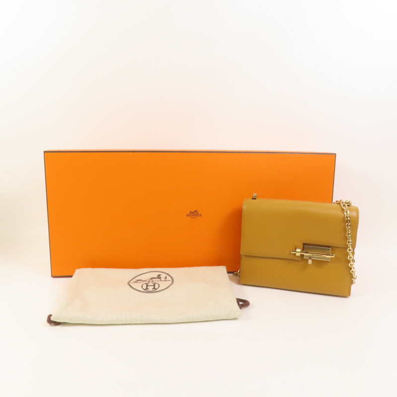 HERMES Tadelakt皮革Verrou Mini金扣鏈帶肩背袋Sesame-9