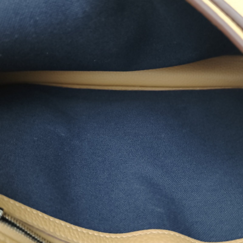 HERMES SteveLightJunior信差包4B新餅乾色Togo皮Z刻銀扣肩背包-4