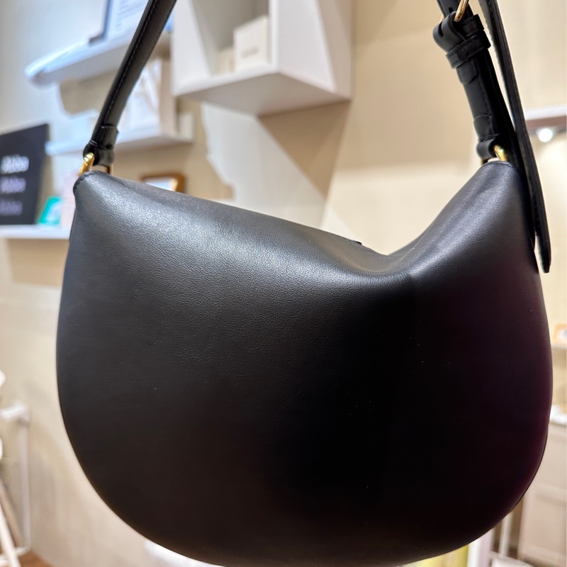 Fendi 可頌 法式隨性Hobo 包Croissant Bag M號近全新-7