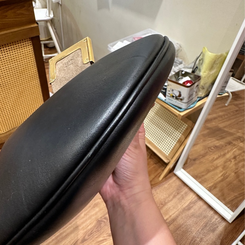 Fendi 可頌 法式隨性Hobo 包Croissant Bag M號近全新-9