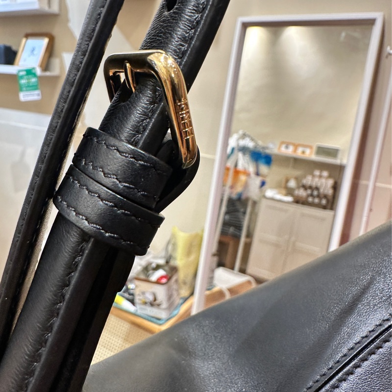 Fendi 可頌 法式隨性Hobo 包Croissant Bag M號近全新-16