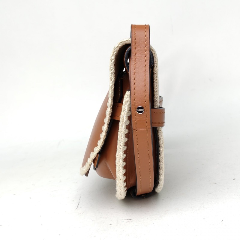 LOEWE Gate馬鞍斜跨包小號棕色牛皮-1