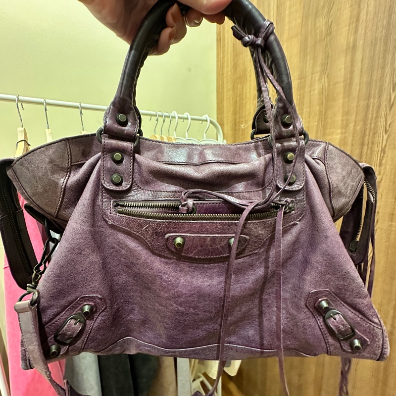 巴黎世家紫色經典機車包city 復古色卯釘-5