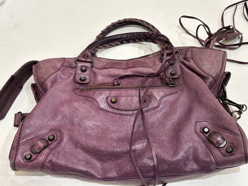 巴黎世家紫色經典機車包city 復古色卯釘-6