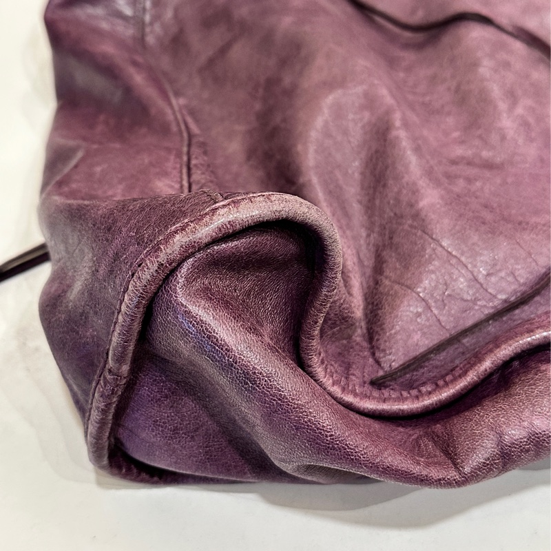 巴黎世家紫色經典機車包city 復古色卯釘-10