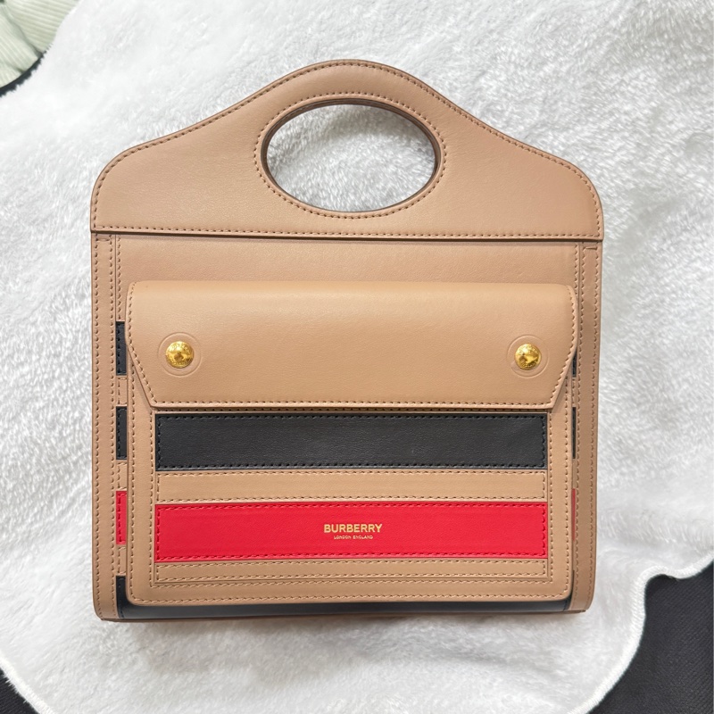 全新 BURBERRY 全皮 焦糖 奶茶 三色斜背手提兩用包 8036791 POCKET BAG-1
