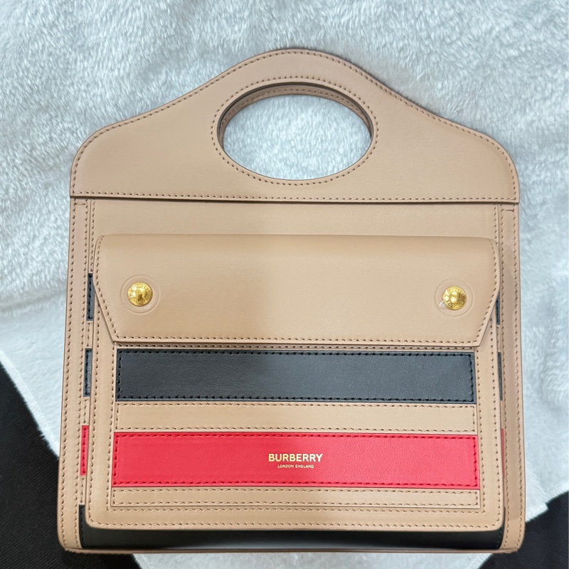 全新 BURBERRY 全皮 焦糖 奶茶 三色斜背手提兩用包 8036791 POCKET BAG-5