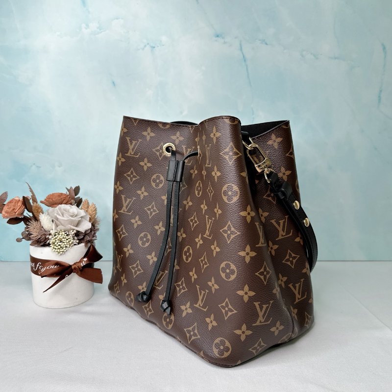 LV NeoNoe MM老花黑水桶包-2