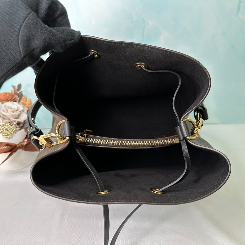 LV NeoNoe MM老花黑水桶包-4