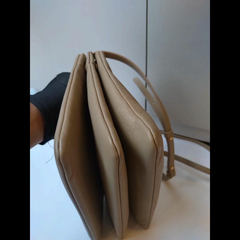 Celine 灰駝皮三層拉鍊斜背包-9