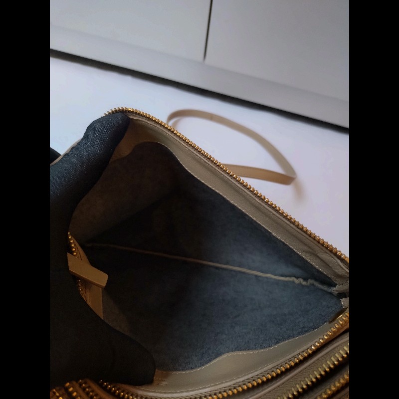 Celine 灰駝皮三層拉鍊斜背包-13