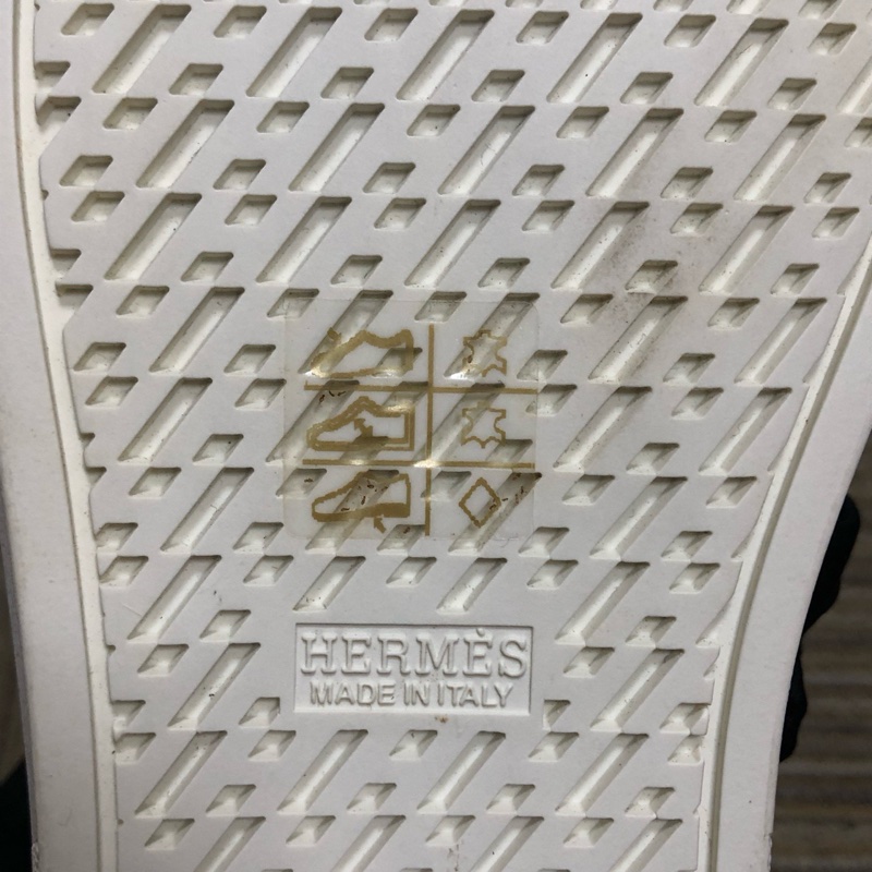 98新愛馬仕hermes小白鞋板鞋40碼 無附件-5