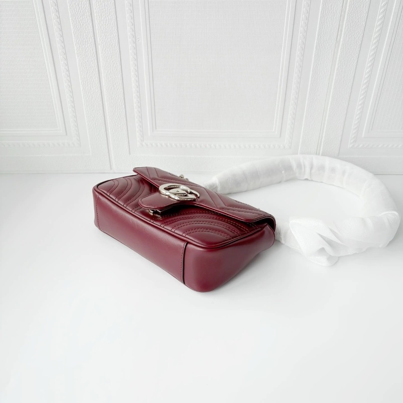 gucci marmont22 紅金 牛皮鏈條包22*13 全新閒置配件塵袋-6