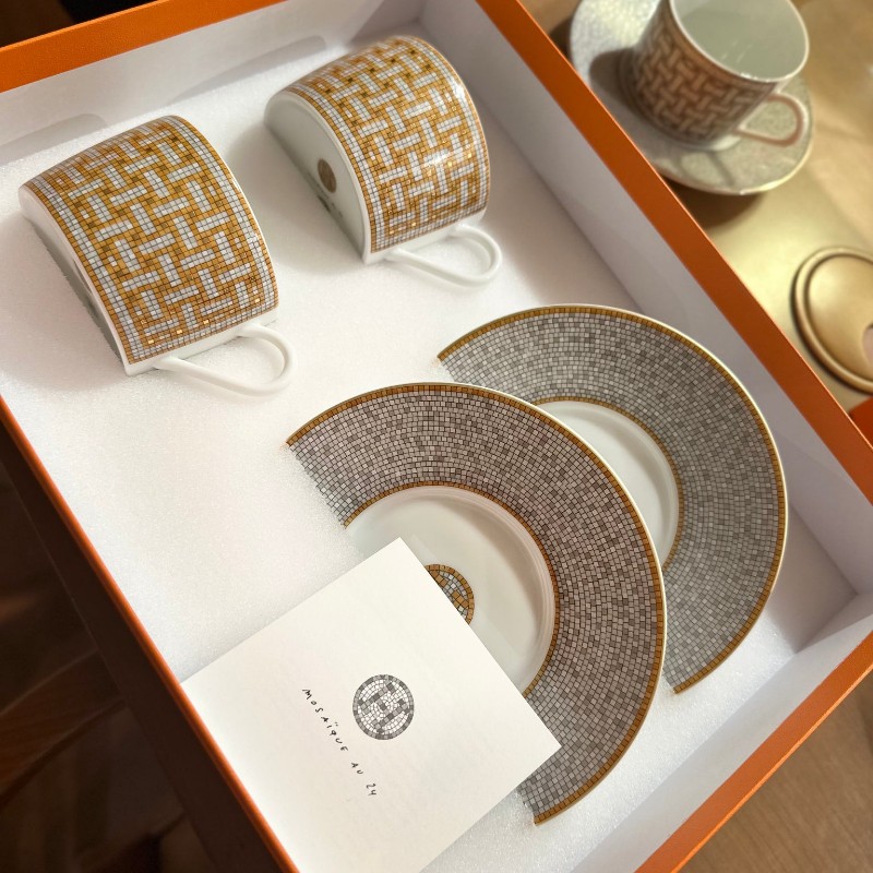 💯全新🔥愛馬仕 金馬賽克對杯 兩入組Mosaique au 24 gold茶杯與杯碟 兩入組-7