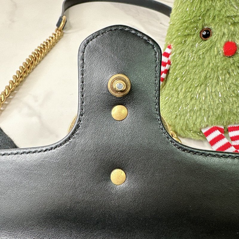 GUCCI Marmont黑金鏈帶包-5