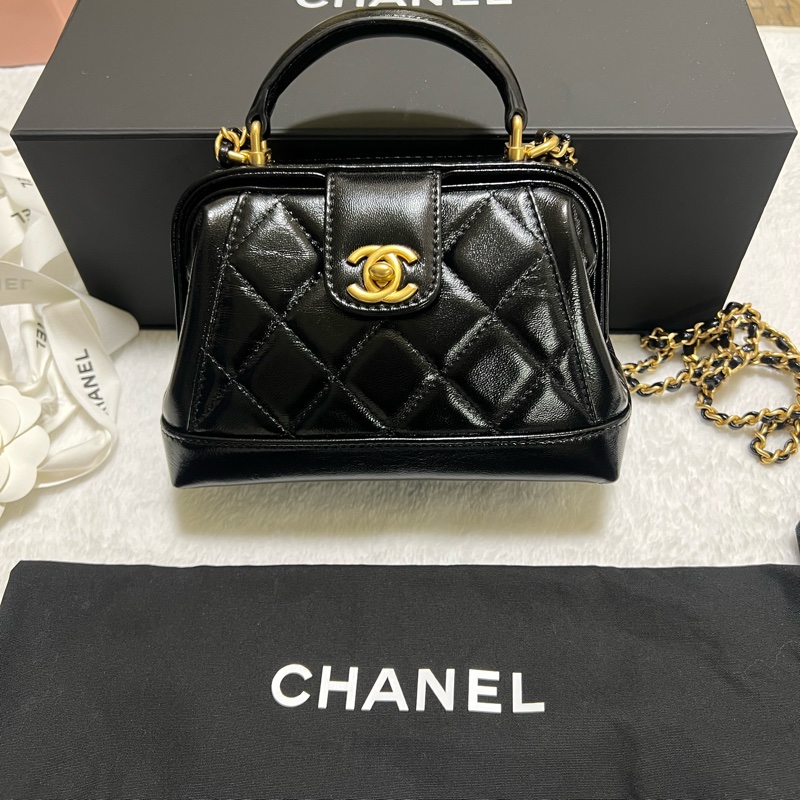 chanel24k 黑色 小號醫生包-1