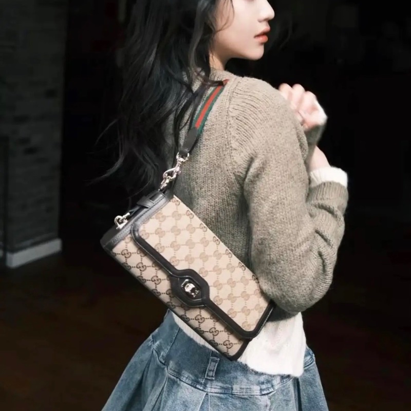 gucci 新款 Luce Bag 老花 法棍 腋下包27*12， 全新配件肩帶塵袋-3