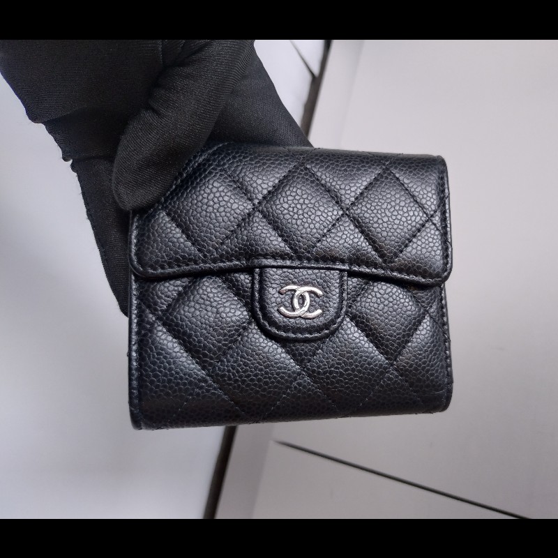 Chanel 金雙C黑荔枝皮三折短方夾-3