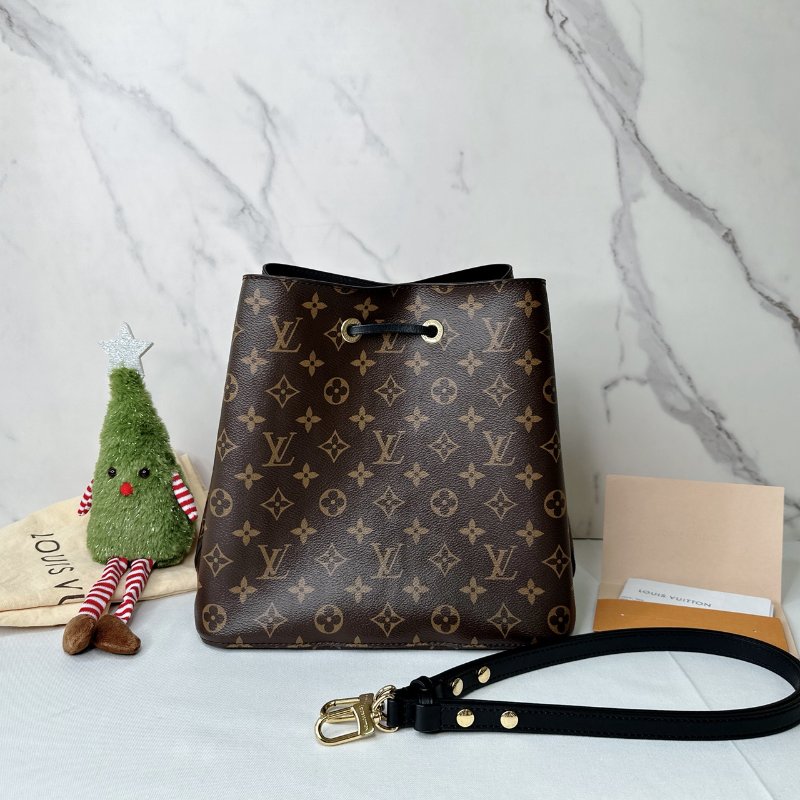 LV NeoNoe黑色水桶包-1