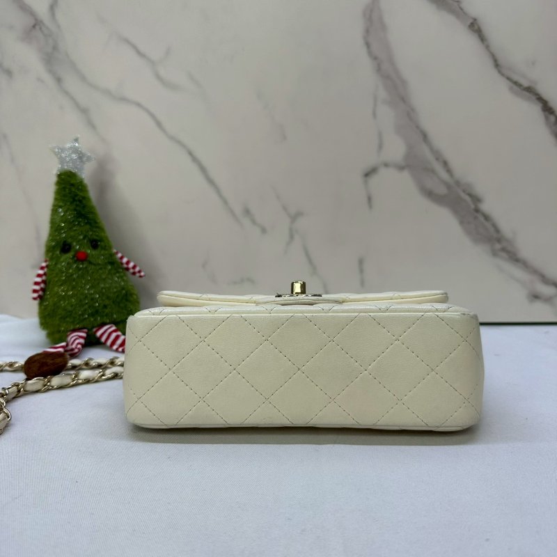 CHANEL CF20 大mini小羊皮鏈帶包-8