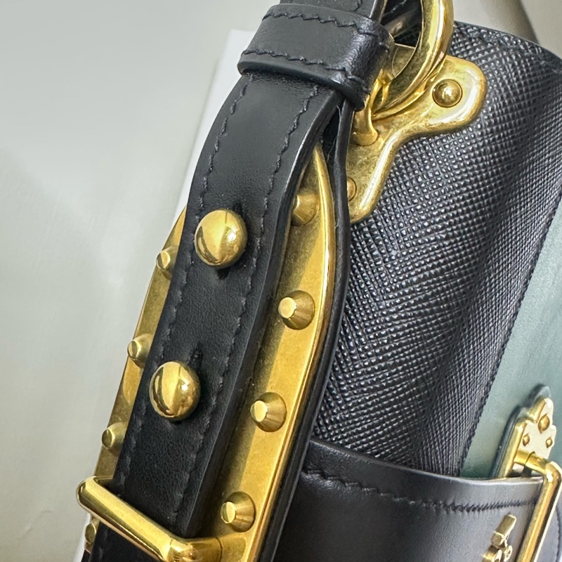 正品PRADA2016絕版走秀款包-7