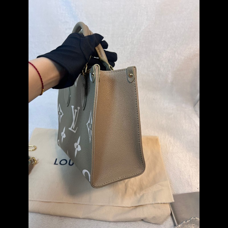 Louis Vuitton On The Go PM-2