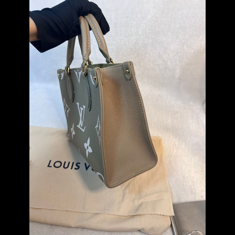 Louis Vuitton On The Go PM-4