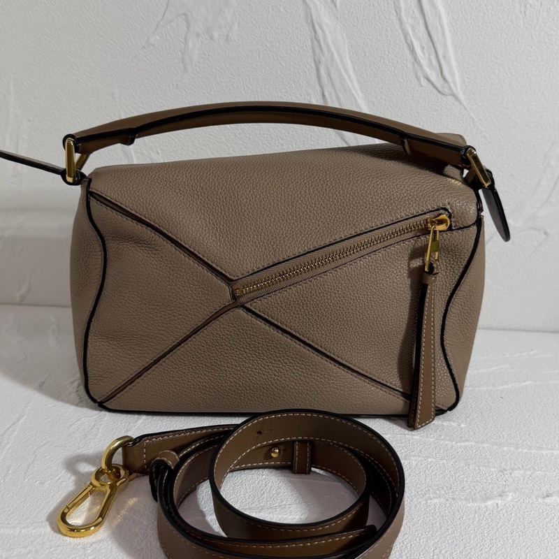 羅意威/Loewe Puzzle 小號 沙色幾何包 可手拎單肩斜挎 尺寸 24x10x15-1