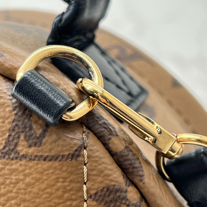 826 LV 新款雙色書包 #迷你超可愛-12